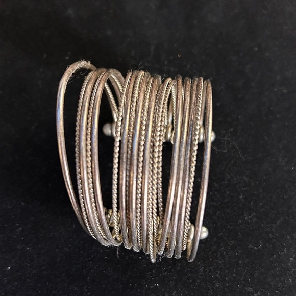 Elegant Silver Bangle Cuff Bracelet - Picture 2 of 4